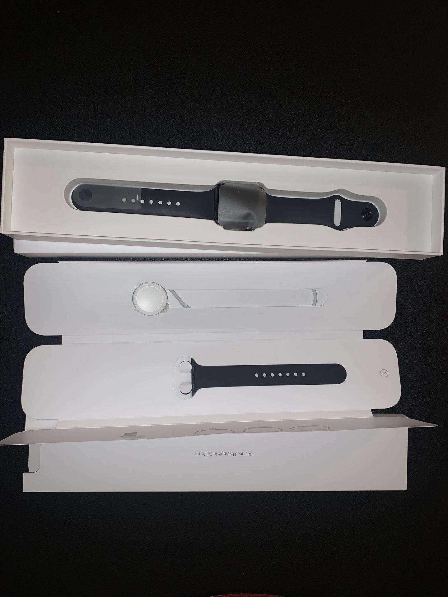 Apple Watch Space Gray Series 3 (38 mm)