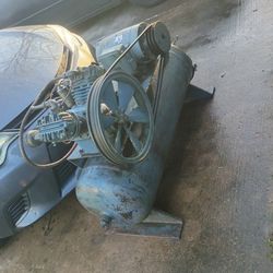 Newmay 230v Air Compressor Works Great