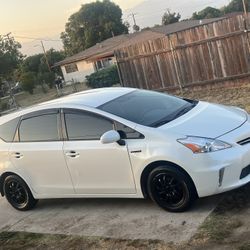 2012 Toyota Prius V