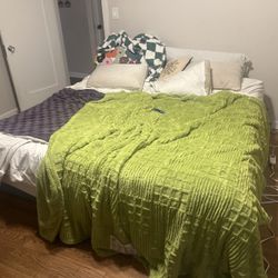 PURPLE BRAND KING SIZE MATTRESS —-FREE