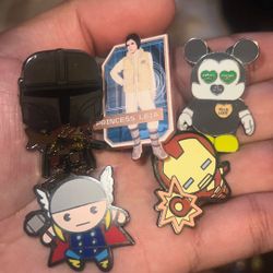 Disney Pins 