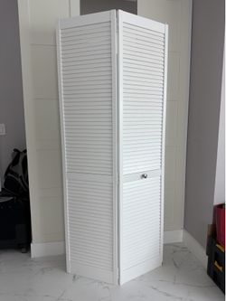 Bifold 80x36 closet door
