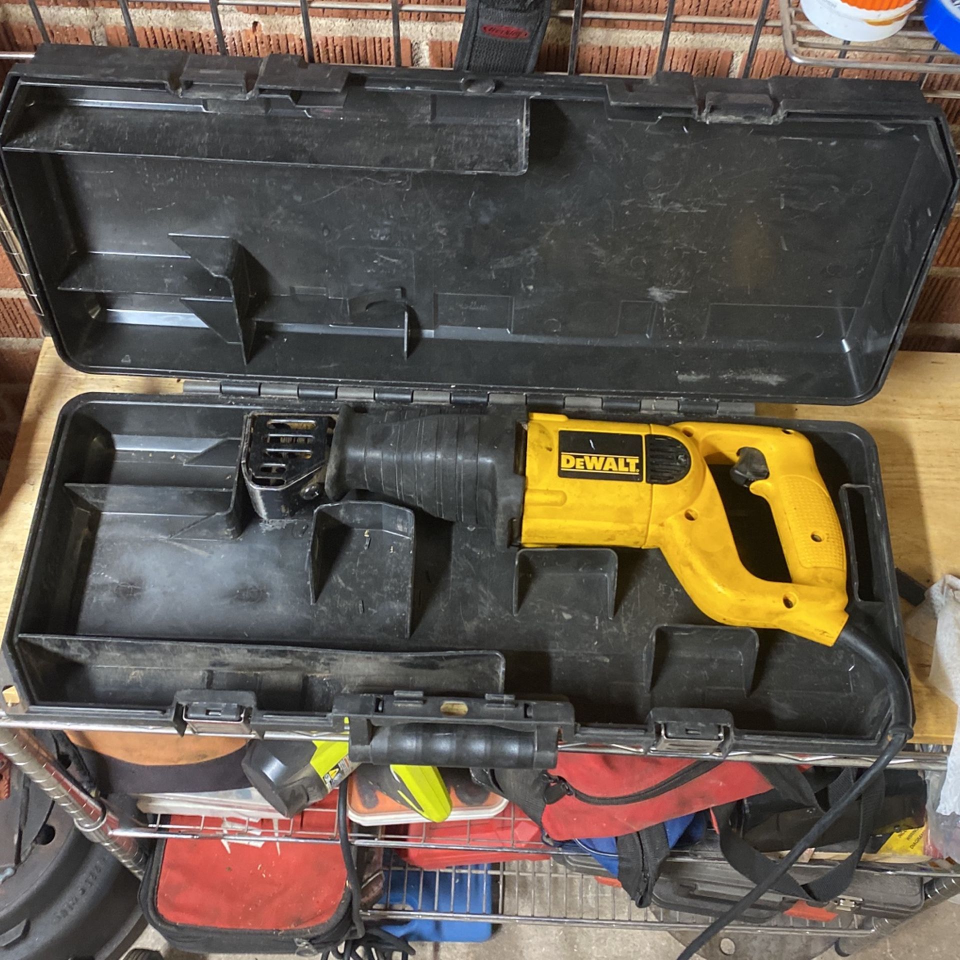 Dewalt Corded Reciprocating Saw