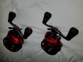 2 Lew's Hack Attack Baitcasting Fishing Reels Brand New for Sale in  Arlington, TX - OfferUp