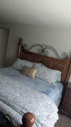 CALIFORNIA KING BEDROOM SET