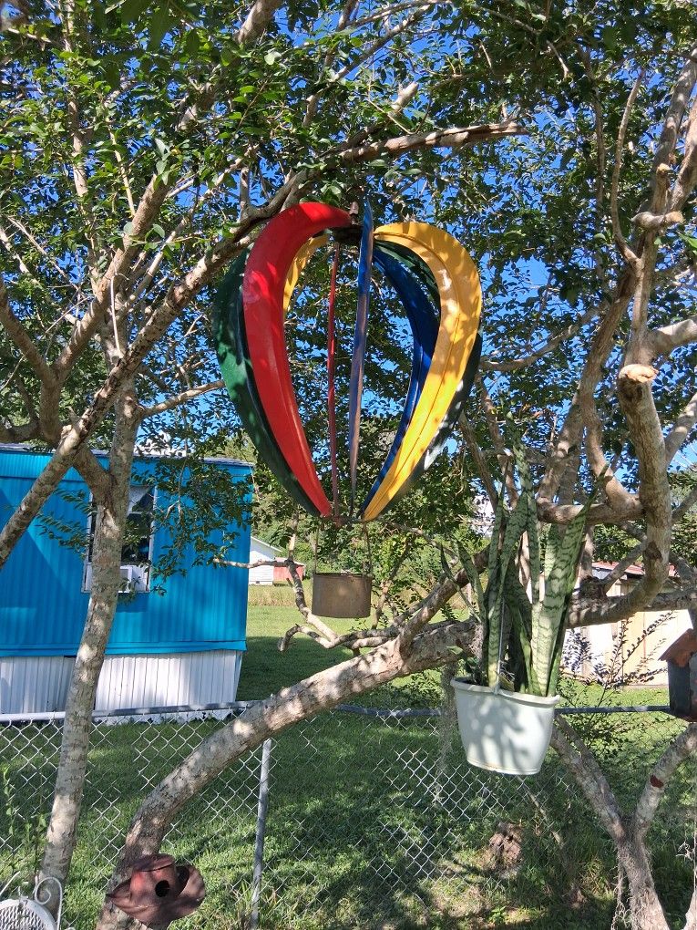 Metal Air Balloon Yard Decor