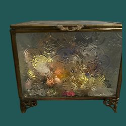 Vintage Jewelry Box 