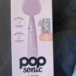 PopSonic Clover Facial Cleansing Brush