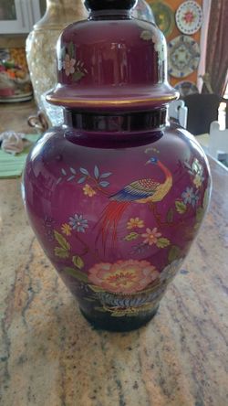 Red Chinoiserie vase