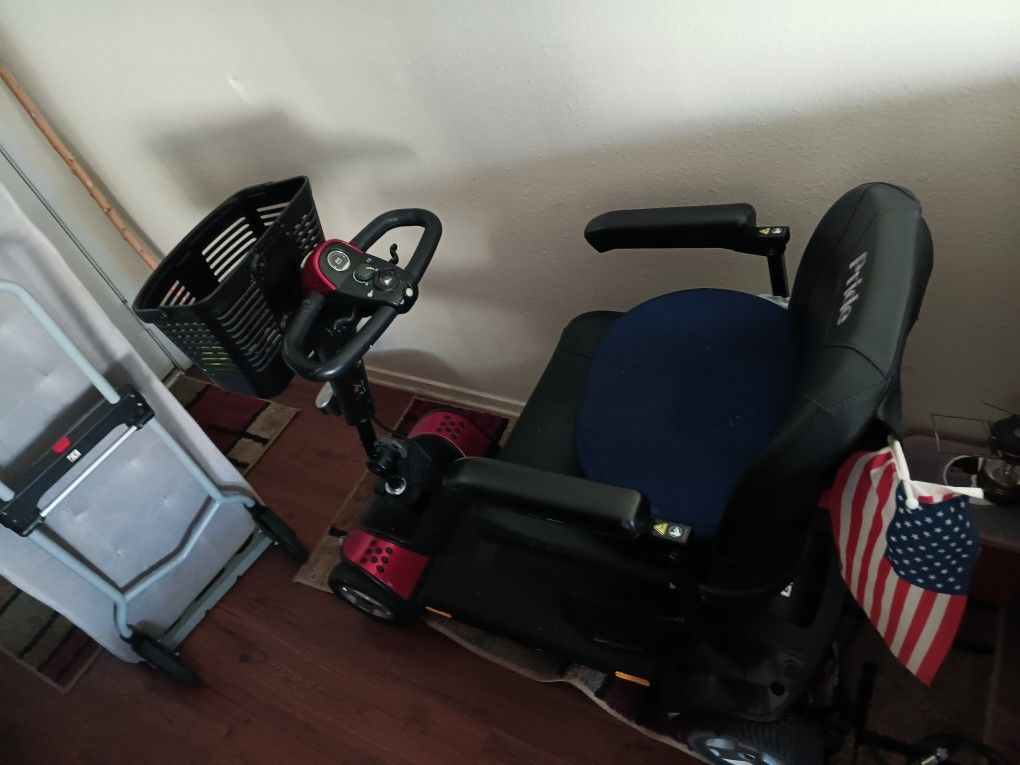 Pride Mobility Scooter