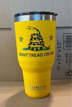 YUKON OUTFITTERS (40oz) USED STAINLESS STEEL TUMBLER w/ LID (DON'T TREAD ON ME)