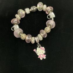 HELLO KITTY FAIRY GLASS BEAD AND CHARM BRACELET