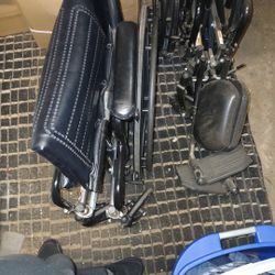 2 WHEEL CHAIR IN VERY GREWT CONDITION 