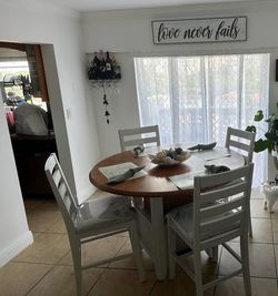 Dining set