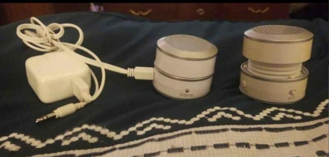 Portable Speaker With Lights