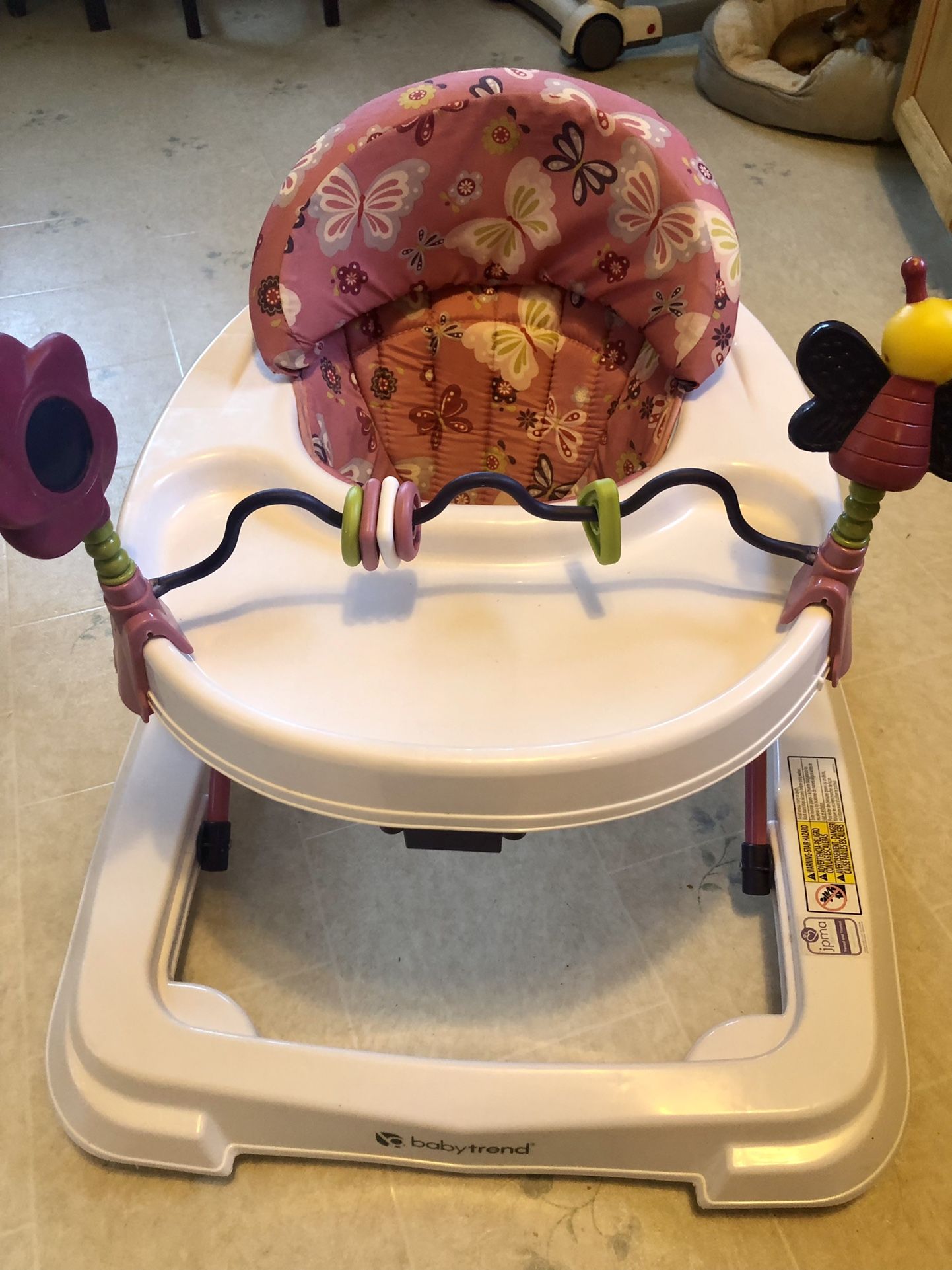 Babytrend Walker 