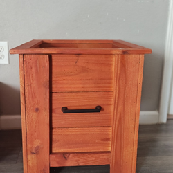 Wood cedar planter