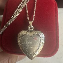 925 Sterling Silver “I Love You” With A Rose 🌹 Locket . 925 Chain 18.5 In. , 