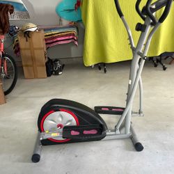 A cheer Elliptical