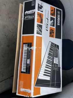 PIANO YAMAHA PSR-F51