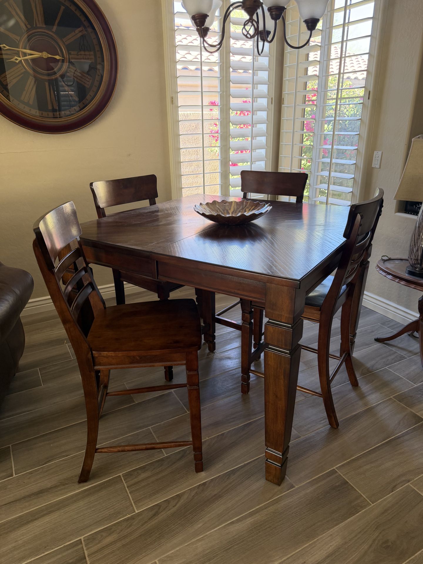 Dining/Kitchen Table