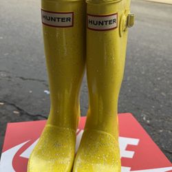 Hunter Yellow Glitter Rain Boots