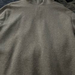 Grey gap hoodie size L