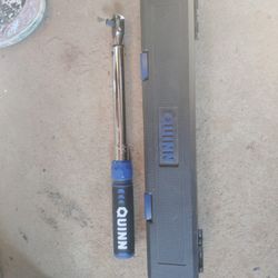 QUINN 3/8ths Click Torque Wrench 