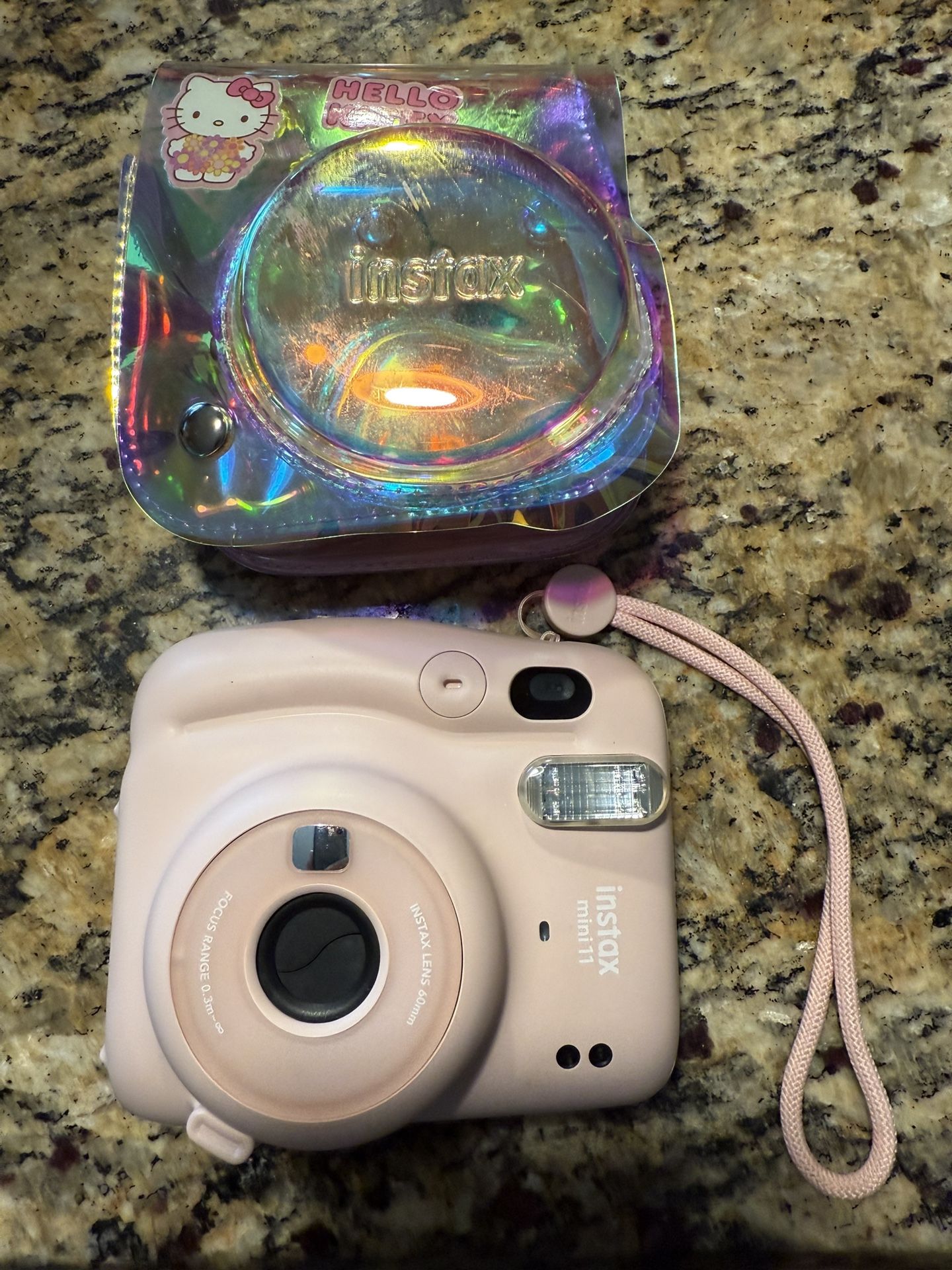 INSTAX MINI 11 w Case (pink) $80