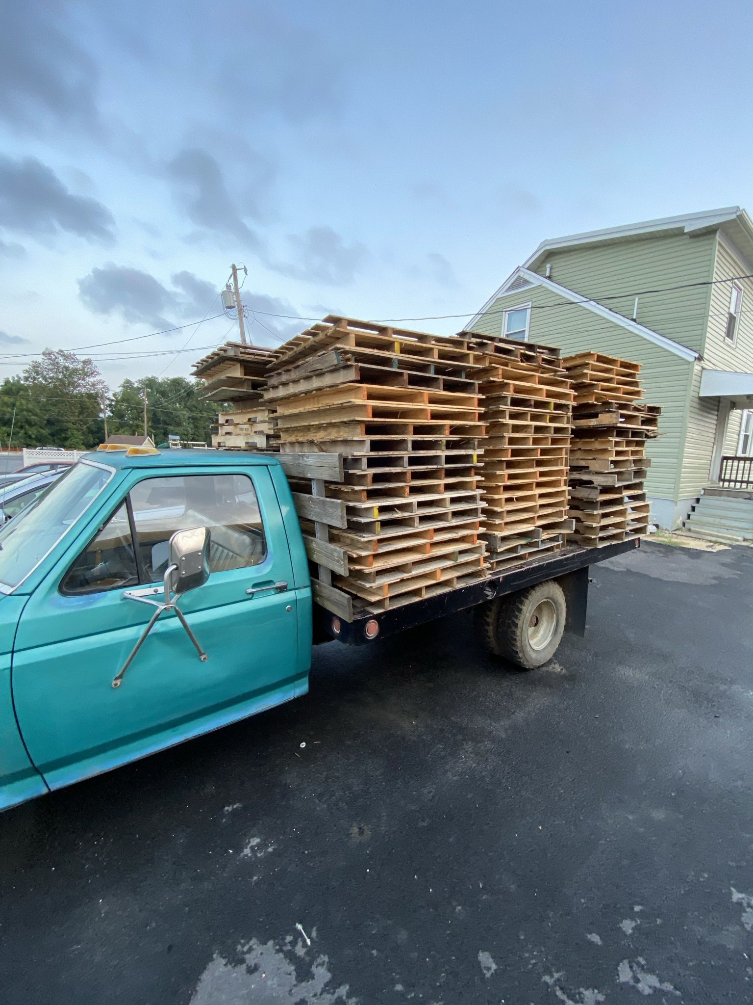 ****100 Mixed Pallets For Sale****