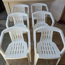 Plastic Chairs 