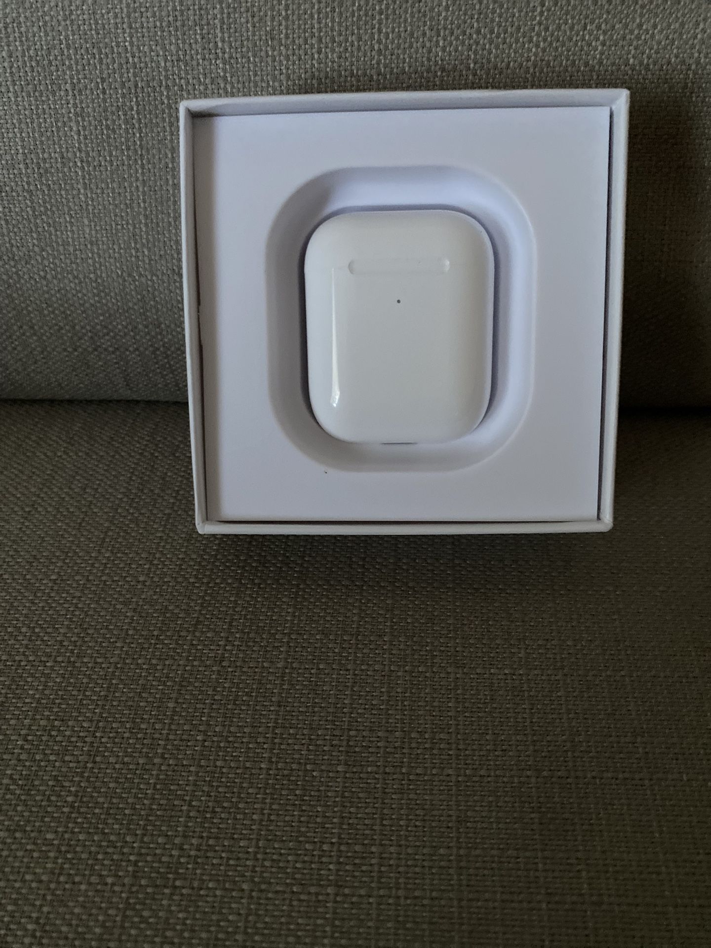 AirPods Gen 2