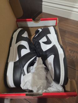 9.5 womens / 8 mens Nike SB dunks panda