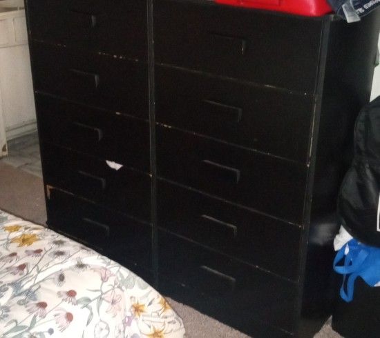 Black Dresser