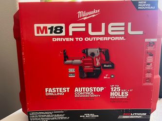 Milwaukee 1 in. Cordless SDS-Plus Rotary Hammer/Dust Extractor Kit