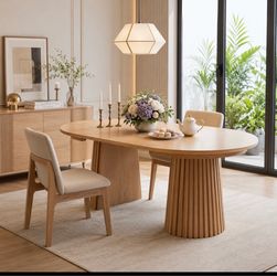 Double Pedestal Base Extendable Round Dining Table