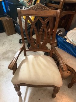 4 wooden dining chairs