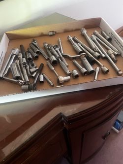 Hand tools 15.00 takes all 32nd St and Bell Rd