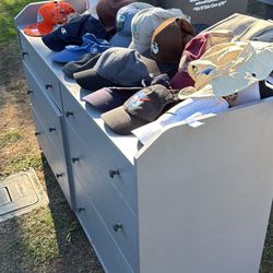 Yard sale in Escondido