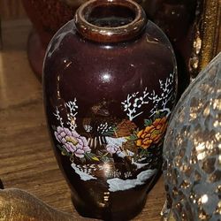 VINTAGE FLORAL PEACOCK BIRD ORIENTAL JAPANESE JAPAN FLOWER VASE TABLE DECOR GOLD PAINT ACCENT