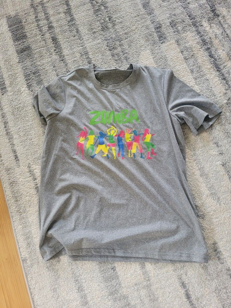 New Zumba T-shirt L