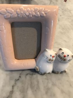 Cats picture frame