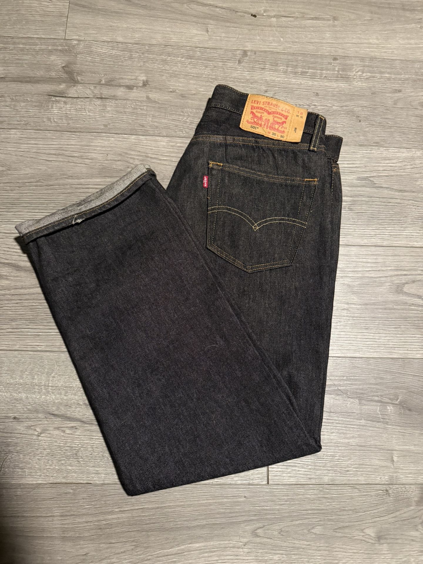 Levis 501s