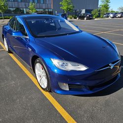 2015 Tesla Model S