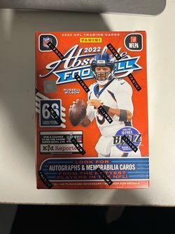 2022 Panini Absolute Football NFL Trading Cards Blaster Box