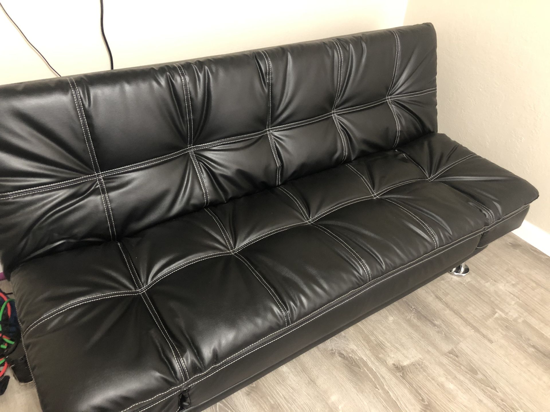 LIKE NEW Futon, Couch, Day Bed