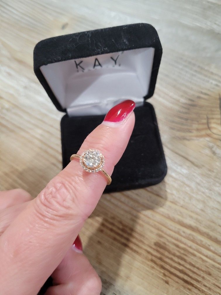 Rose Gold 1.0 Carat Main Stone, Halo Setting Ring Size 6.5