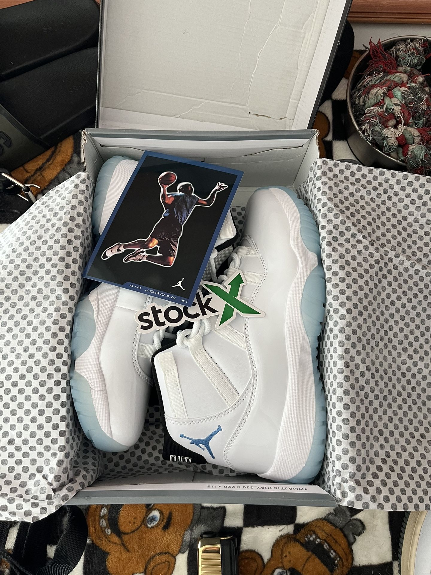 Jordan Retro 11 Columbia Men’s Size 8.5 New With Box $140
