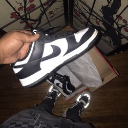 Like New Panda Dunks Size 10 W Box