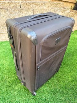 Tumi Luggage - Large